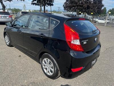 2012 Hyundai Accent GS   - Photo 3 - Portland, OR 97211