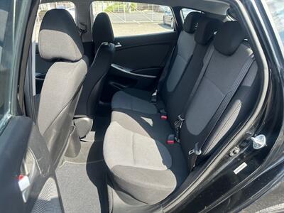 2012 Hyundai Accent GS   - Photo 11 - Portland, OR 97211