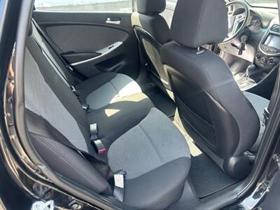 2012 Hyundai Accent GS   - Photo 14 - Portland, OR 97211