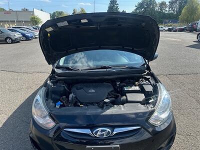 2012 Hyundai Accent GS   - Photo 24 - Portland, OR 97211