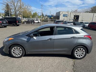2016 Hyundai ELANTRA GT   - Photo 2 - Portland, OR 97211