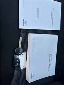 2016 Hyundai ELANTRA GT   - Photo 23 - Portland, OR 97211