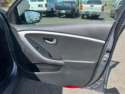 2016 Hyundai ELANTRA GT   - Photo 13 - Portland, OR 97211