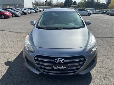 2016 Hyundai ELANTRA GT   - Photo 8 - Portland, OR 97211
