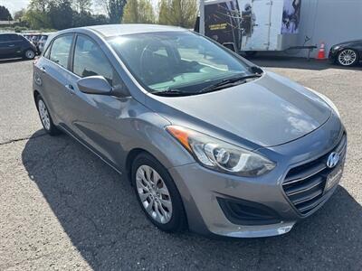 2016 Hyundai ELANTRA GT   - Photo 7 - Portland, OR 97211