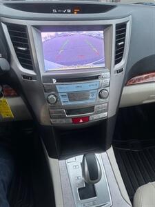 2012 Subaru Outback 2.5i Limited - Photo 18 - Portland, OR 97211