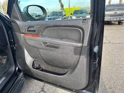 2011 Chevrolet Suburban LTZ   - Photo 13 - Portland, OR 97211