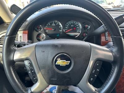2011 Chevrolet Suburban LTZ   - Photo 19 - Portland, OR 97211