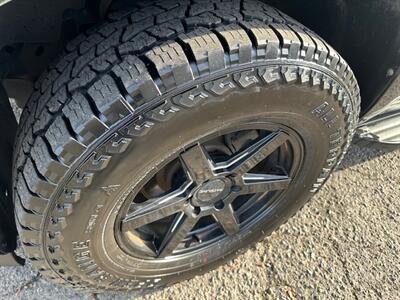 2011 Chevrolet Suburban LTZ   - Photo 17 - Portland, OR 97211