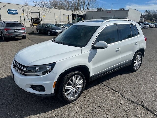 2015 Volkswagen Tiguan S   - Photo 1 - Portland, OR 97211