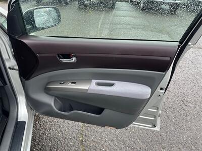 2005 Toyota Prius   - Photo 13 - Portland, OR 97211