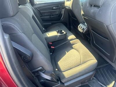 2015 GMC Acadia SLE-2 - Photo 15 - Portland, OR 97211