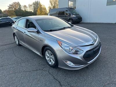 2013 Hyundai SONATA Hybrid   - Photo 7 - Portland, OR 97211