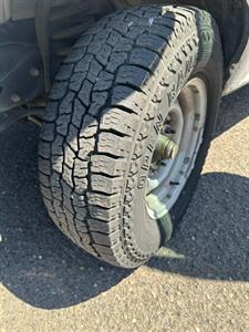 2010 Ford E-350 SD   - Photo 22 - Portland, OR 97211