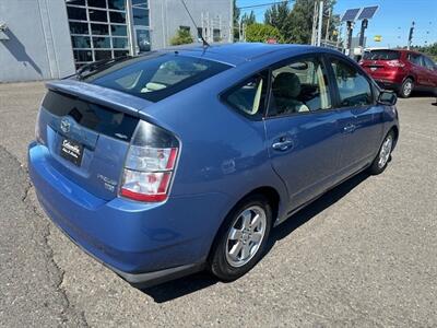 2005 Toyota Prius   - Photo 5 - Portland, OR 97211
