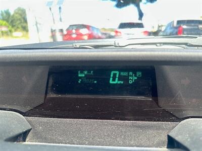 2005 Toyota Prius   - Photo 19 - Portland, OR 97211
