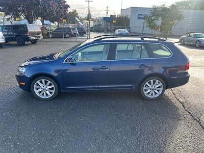 2013 Volkswagen Jetta SportWagen TDI   - Photo 2 - Portland, OR 97211