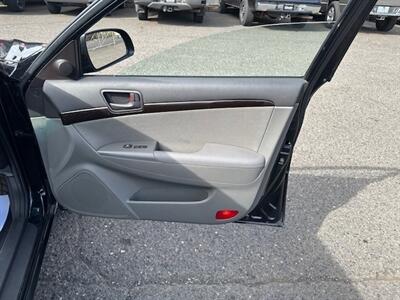 2009 Hyundai SONATA GLS   - Photo 12 - Portland, OR 97211