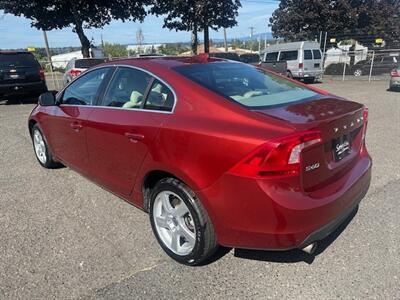 2013 Volvo S60 T5   - Photo 3 - Portland, OR 97211