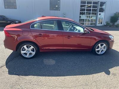 2013 Volvo S60 T5   - Photo 6 - Portland, OR 97211