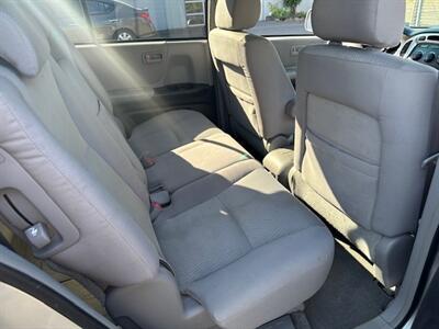 2006 Toyota Highlander Hybrid   - Photo 14 - Portland, OR 97211