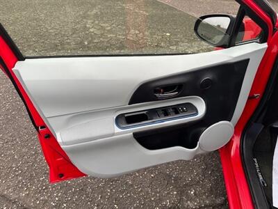 2013 Toyota Prius c One   - Photo 10 - Portland, OR 97211