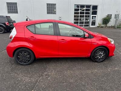 2013 Toyota Prius c One   - Photo 6 - Portland, OR 97211