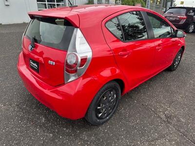 2013 Toyota Prius c One   - Photo 5 - Portland, OR 97211