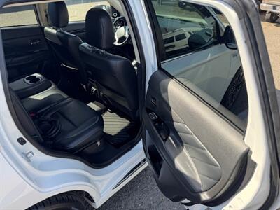 2018 Mitsubishi Outlander PHEV SEL - Photo 14 - Portland, OR 97211