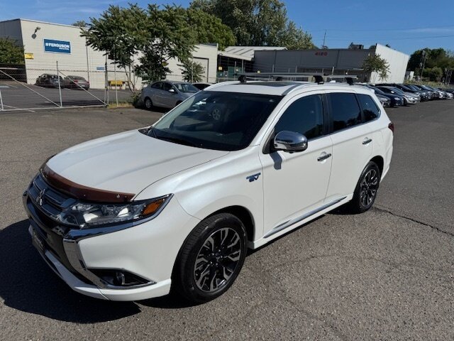 2018 Mitsubishi Outlander PHEV SEL  
