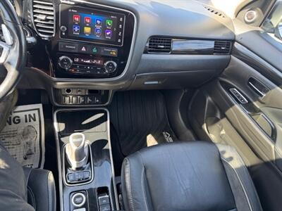 2018 Mitsubishi Outlander PHEV SEL - Photo 18 - Portland, OR 97211