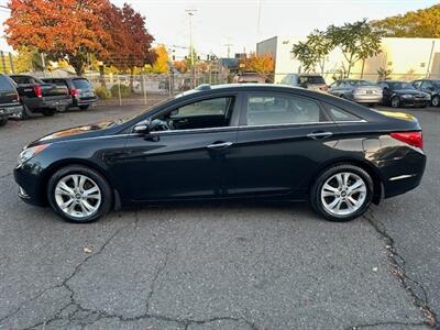 2011 Hyundai SONATA SE   - Photo 2 - Portland, OR 97211