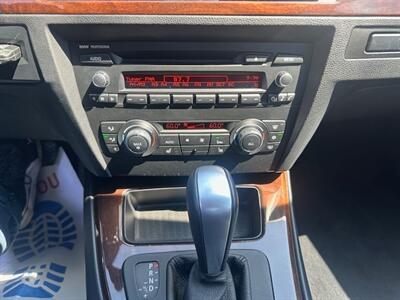 2011 BMW 328i   - Photo 19 - Portland, OR 97211