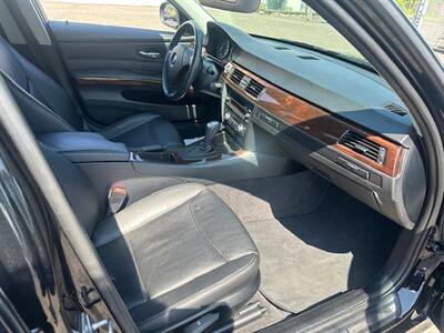 2011 BMW 328i   - Photo 12 - Portland, OR 97211