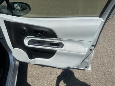 2013 Toyota Prius c One - Photo 12 - Portland, OR 97211