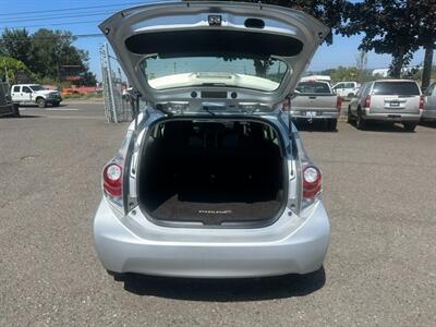 2013 Toyota Prius c One - Photo 16 - Portland, OR 97211