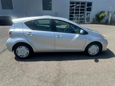 2013 Toyota Prius c One - Photo 5 - Portland, OR 97211