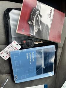 2010 Ford Fusion SE   - Photo 13 - Portland, OR 97211