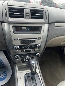 2010 Ford Fusion SE   - Photo 12 - Portland, OR 97211