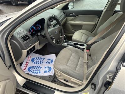 2010 Ford Fusion SE   - Photo 4 - Portland, OR 97211