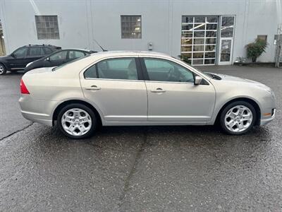 2010 Ford Fusion SE   - Photo 1 - Portland, OR 97211