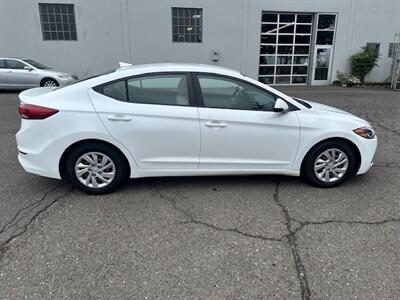 2017 Hyundai ELANTRA SE   - Photo 6 - Portland, OR 97211
