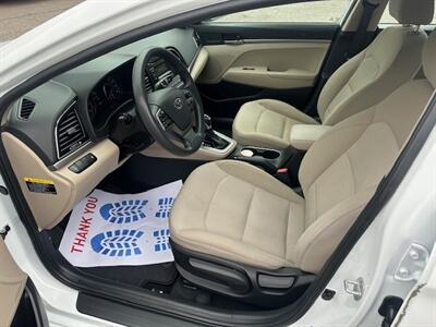 2017 Hyundai ELANTRA SE   - Photo 8 - Portland, OR 97211