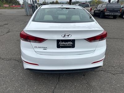 2017 Hyundai ELANTRA SE   - Photo 4 - Portland, OR 97211