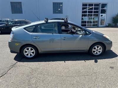 2004 Toyota Prius   - Photo 18 - Portland, OR 97211