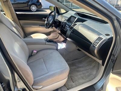 2004 Toyota Prius   - Photo 20 - Portland, OR 97211
