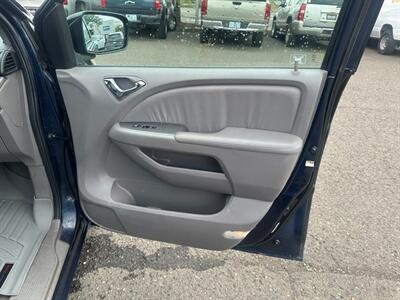 2009 Honda Odyssey EX-L - Photo 15 - Portland, OR 97211