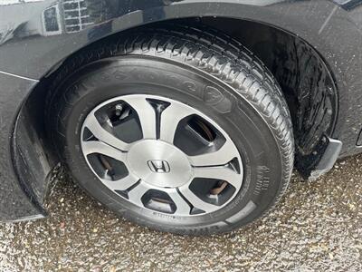 2013 Honda Civic Hybrid   - Photo 22 - Portland, OR 97211