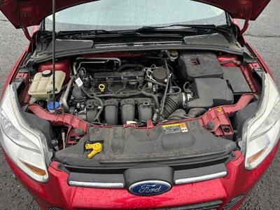 2012 Ford Focus SE   - Photo 19 - Portland, OR 97211