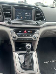 2017 Hyundai ELANTRA SE   - Photo 20 - Portland, OR 97211